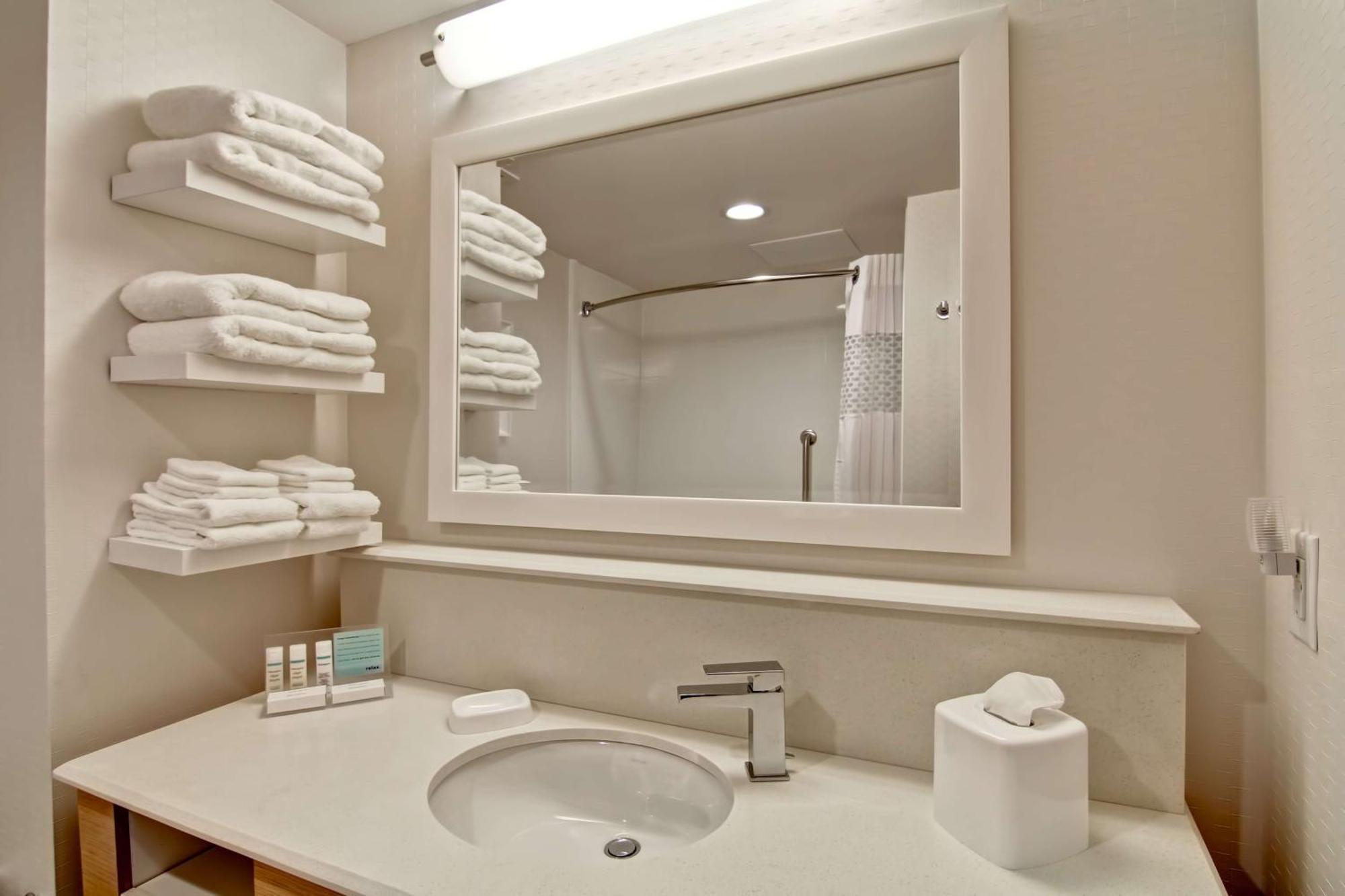 Hampton Inn & Suites By Hilton Saskatoon Airport Eksteriør billede